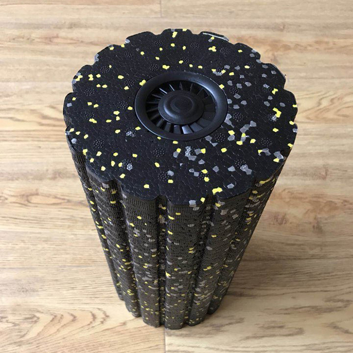 Vibrating foam roller